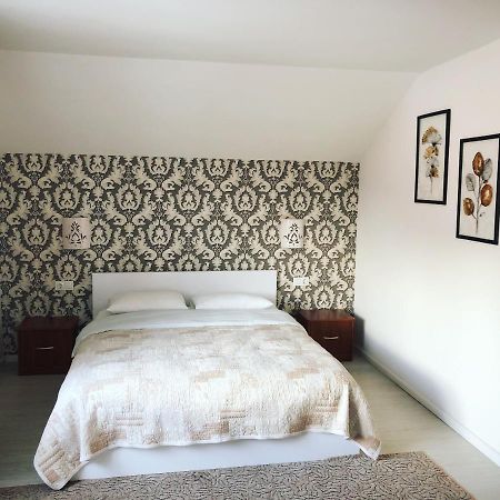 Krashanka Villa Tatariv Eksteriør billede